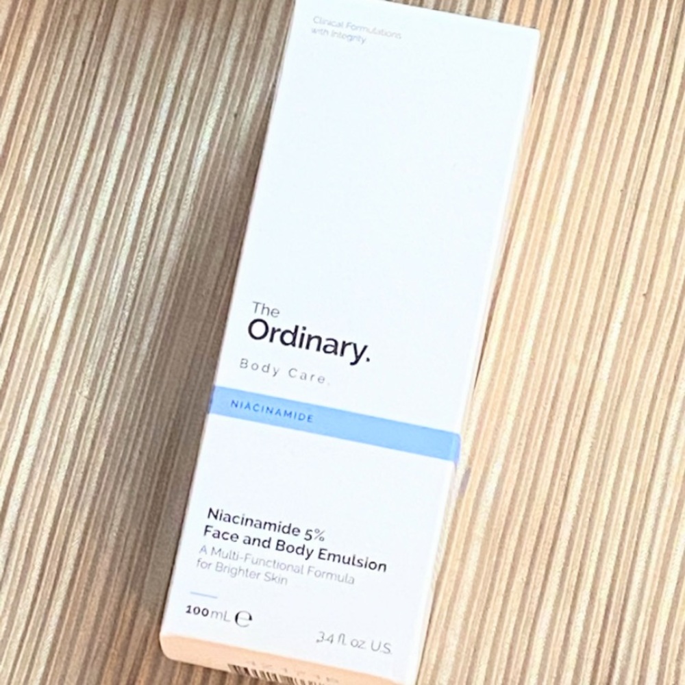 The Ordinary Niacinamide 5% Face and Body Emulsion